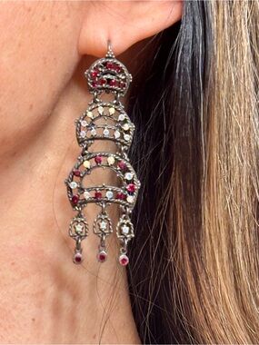 Vintage-Style Dangle Earrings with Red and Iridescent Stones